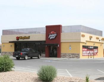 The outside of WingStreet and Pizza Hut.