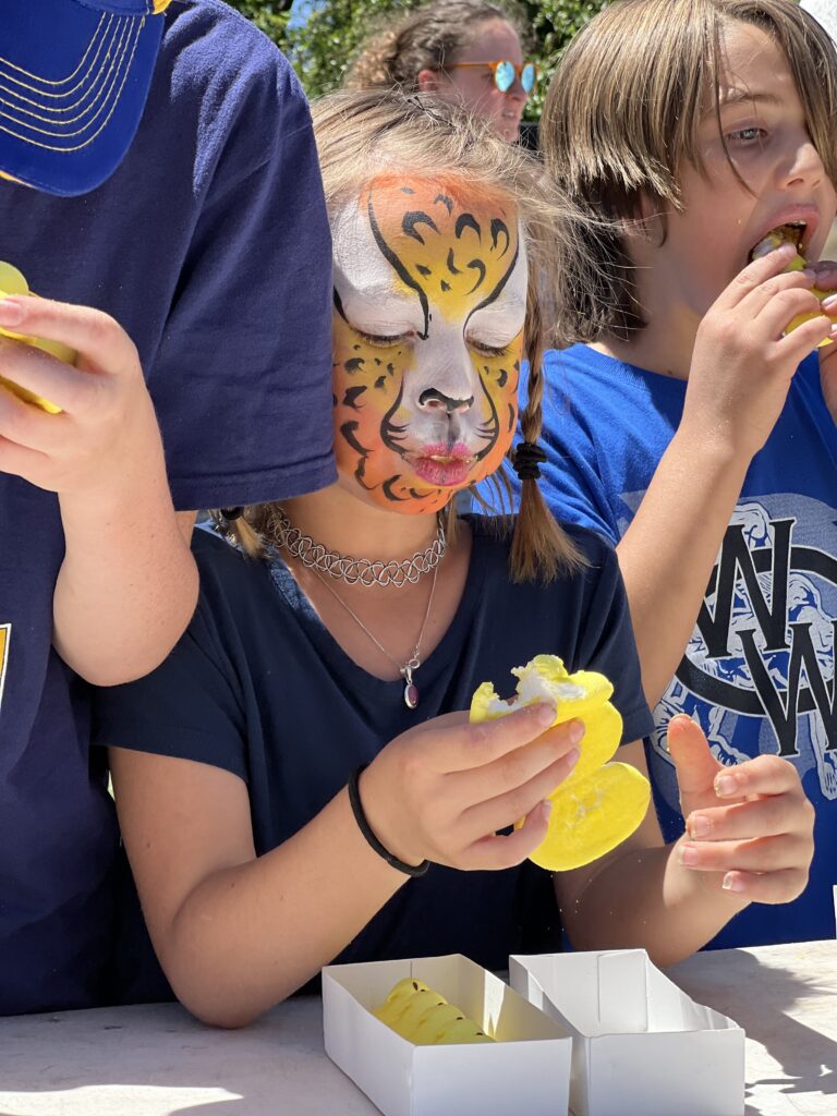 Kids eating Peeps in an eating contest.